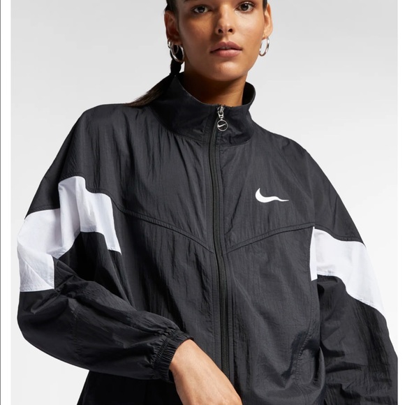 NWT Nike Sportswear Women’s Jacket - Picture 4 of 8